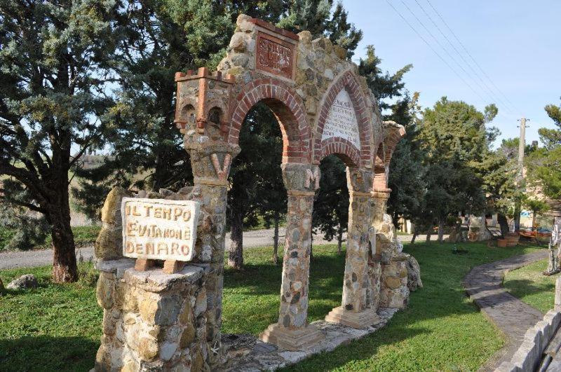 Agriturismo Podere Cherzo Cinigiano Екстериор снимка