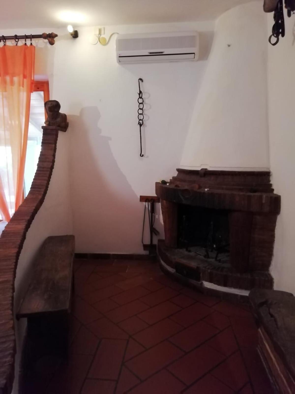 Agriturismo Podere Cherzo Cinigiano Екстериор снимка