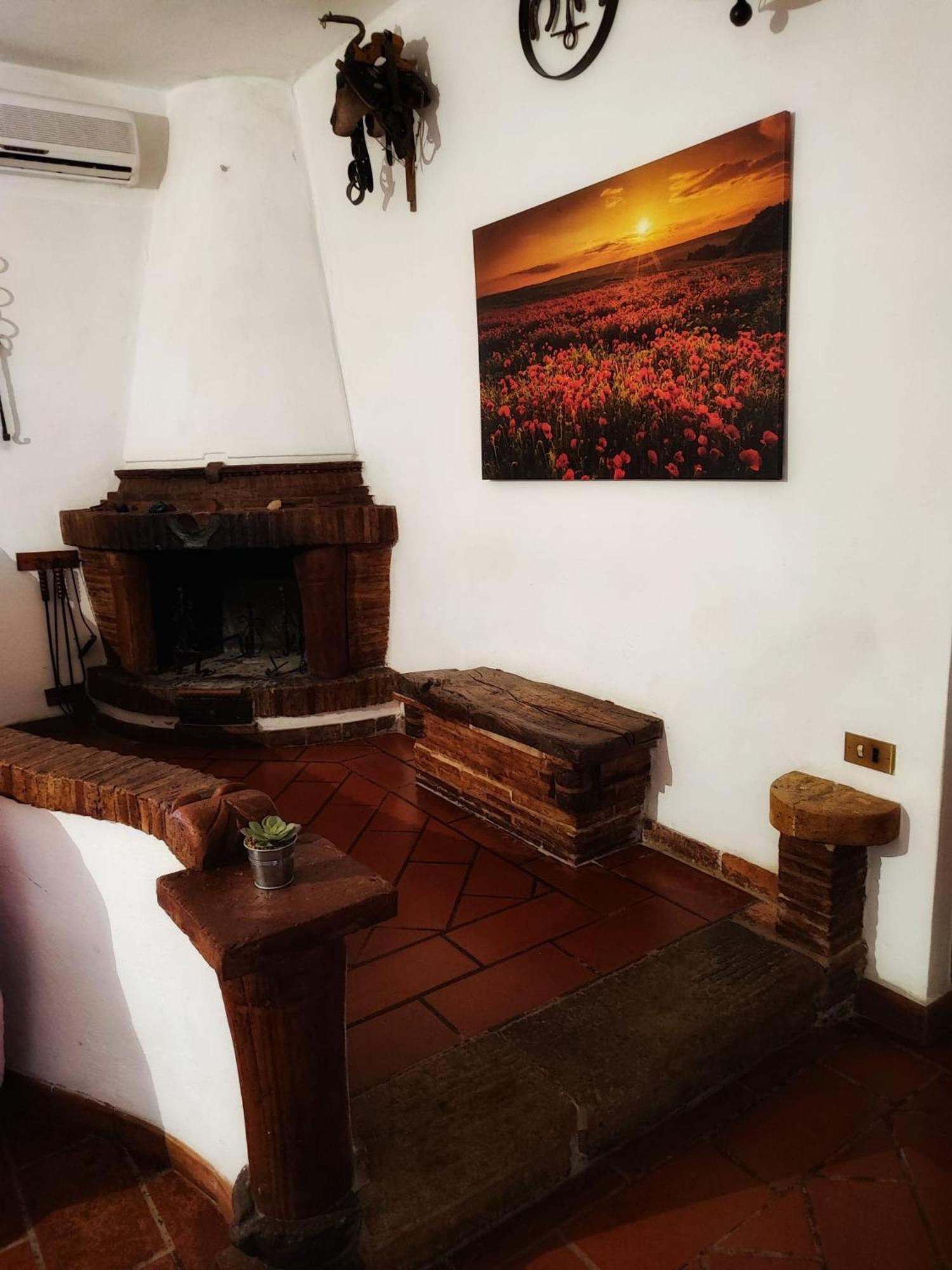 Agriturismo Podere Cherzo Cinigiano Стая снимка